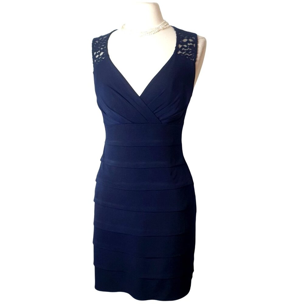 En Focus Petite Dress 8P Navy Lace Back Bodycon Stretch Date Club Open Back Chic